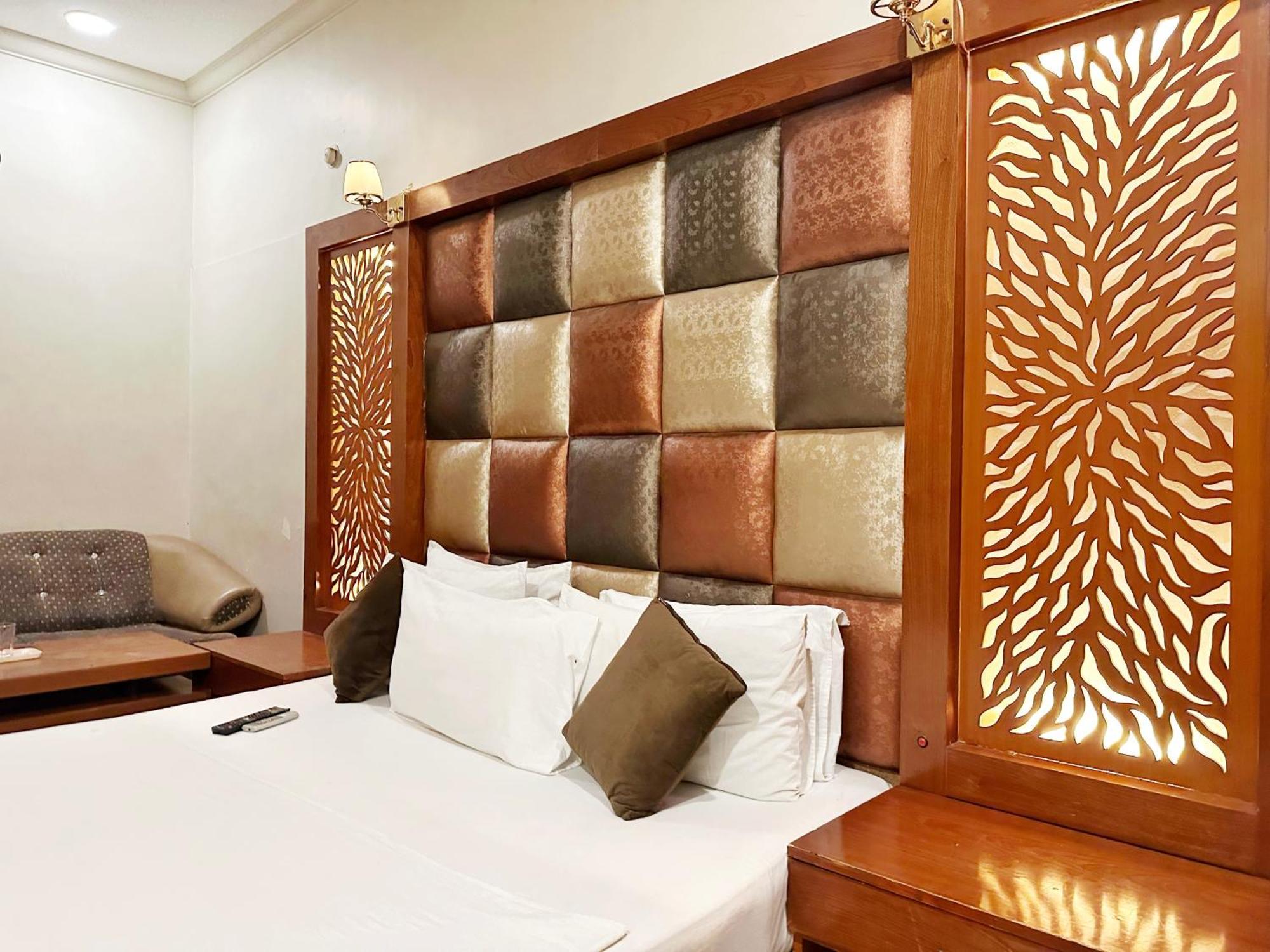 The Grand Hotel มุลตาน ภายนอก รูปภาพ