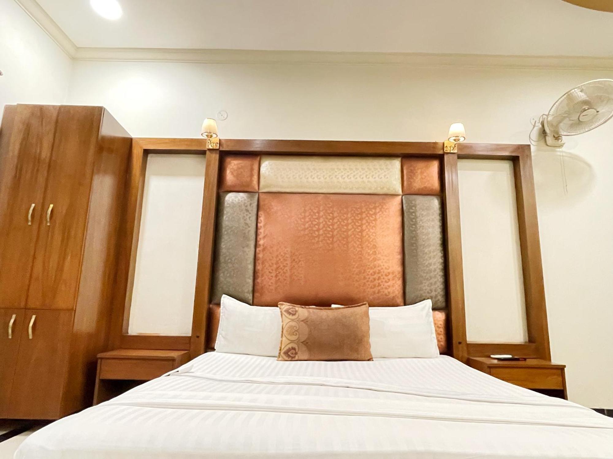The Grand Hotel มุลตาน ภายนอก รูปภาพ